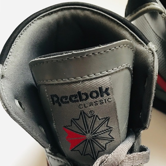Reebok - Picture 6 of 7